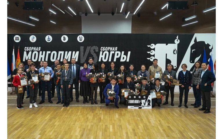 ОХУ: Монгол шатарчид “Югра” багийг ялж, нэг сая рублийн шагнал хүртэв