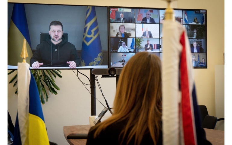 ОХУ болон Беларусийг 2024 оны Парисийн Олимпод оролцохыг эсэргүүцэж байна